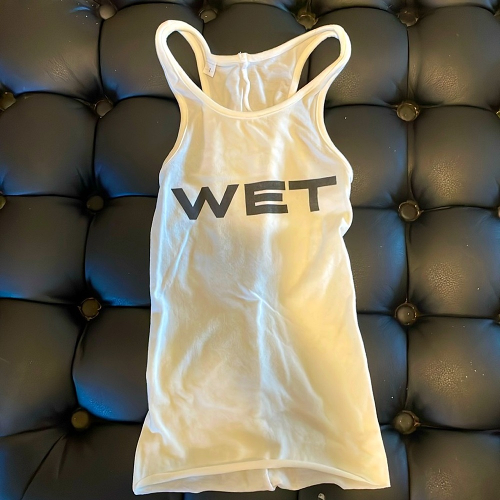 YZY MOWALOLA WET TANK